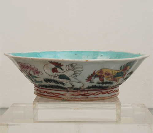 Chinese Polychrome Scalloped Edge Bowl