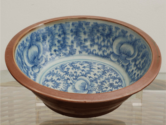 Chinese Blue and White Porcelain with Brown Glazed Interior